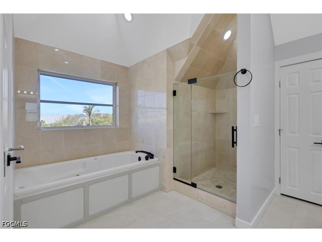 4452 Gulf Pines Drive Sanibel FL 33957 2026023061 image40