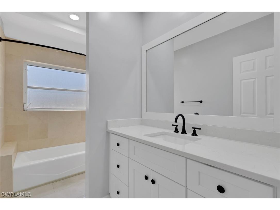 4452 Gulf Pines Drive Sanibel FL 33957 226007782 image15