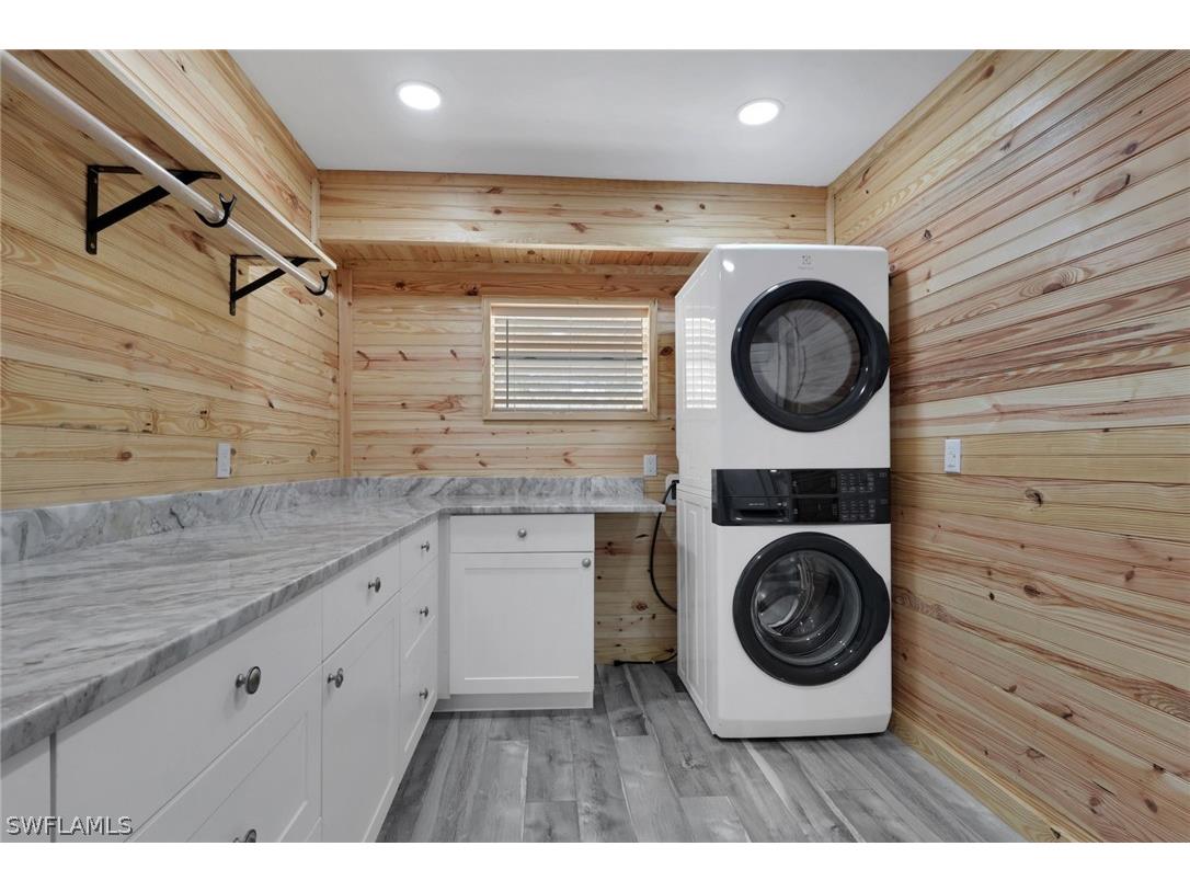 4452 Gulf Pines Drive Sanibel FL 33957 226007782 image5