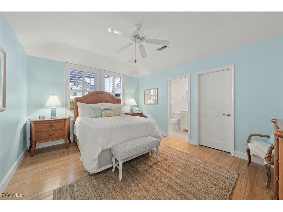 4452 Waters Edge Lane Sanibel FL 33957 2025024804 image19