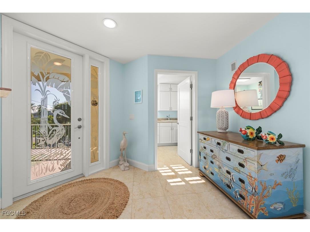 4452 Waters Edge Lane Sanibel FL 33957 2025024804 image4