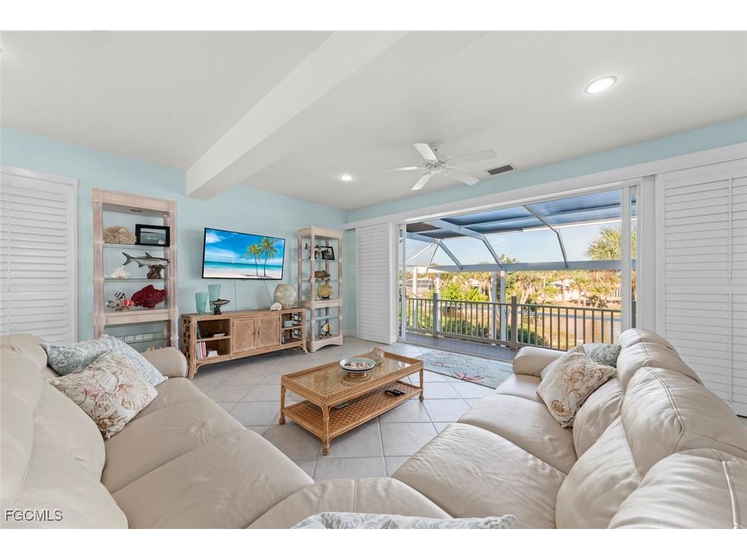 4452 Waters Edge Lane Sanibel FL 33957 2025024804 image7