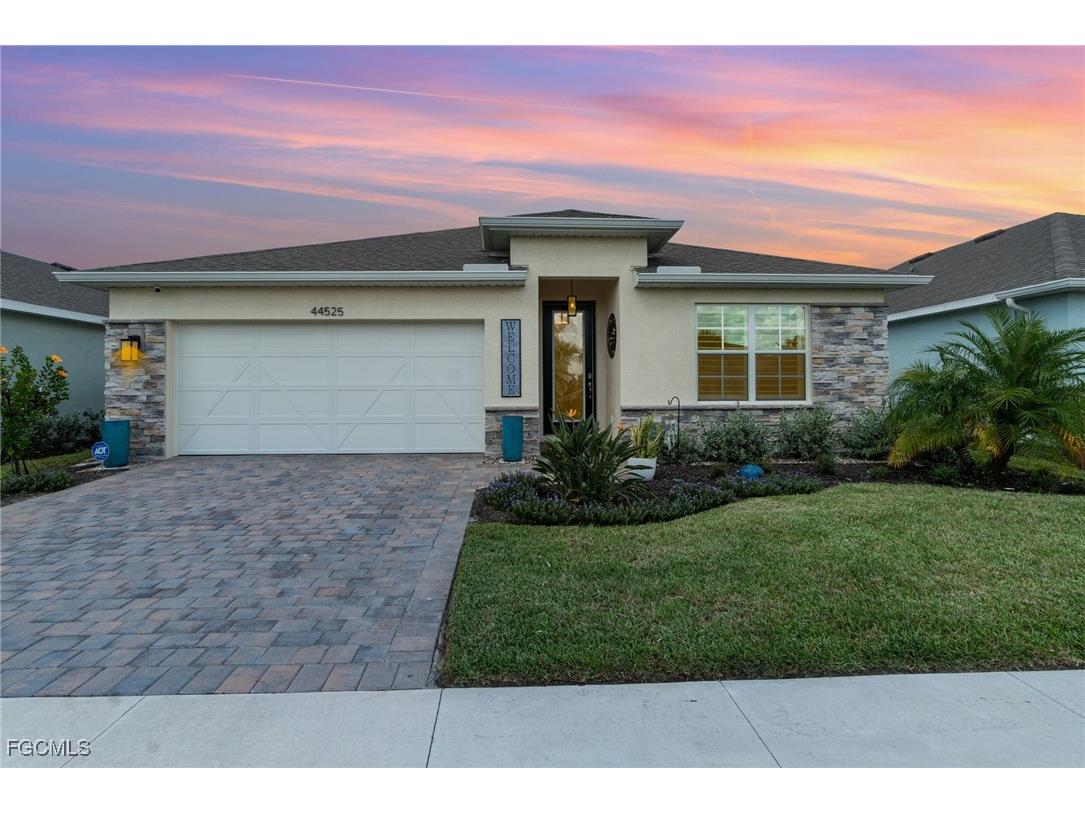 44525 Palm Frond Drive Punta Gorda FL 33982 2025010651 image1