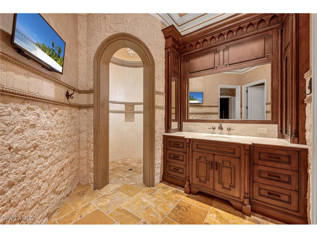 4453 Brynwood Drive Naples FL 34119 224080602 image10