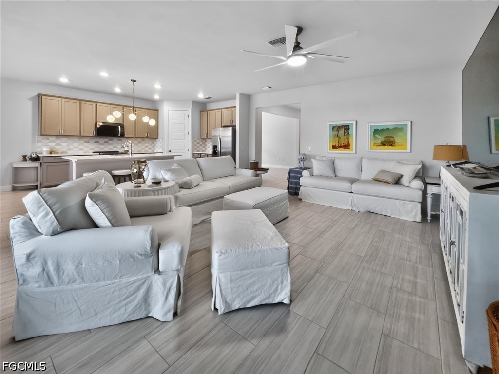 44549 Frontier Drive Punta Gorda FL 33982 2026027835 image8