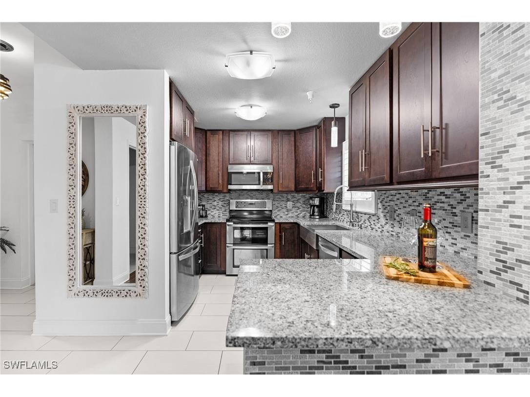 4455 Botanical Place Circle #101 Naples FL 34112 226005136 image7