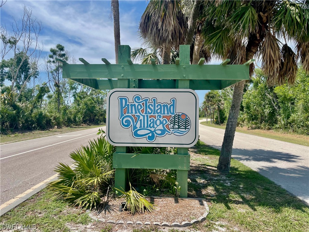4456 Lake Heather Circle Saint James City FL 33956 223062554 image1