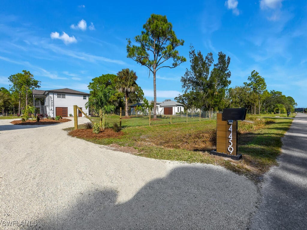 4459 47th Avenue NE Naples FL 34120 225079747 image9