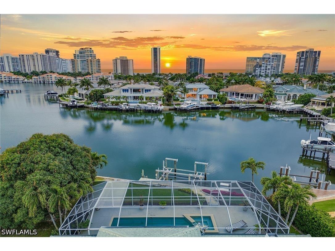 4459 Crayton Road Naples FL 34103 226013974 image1