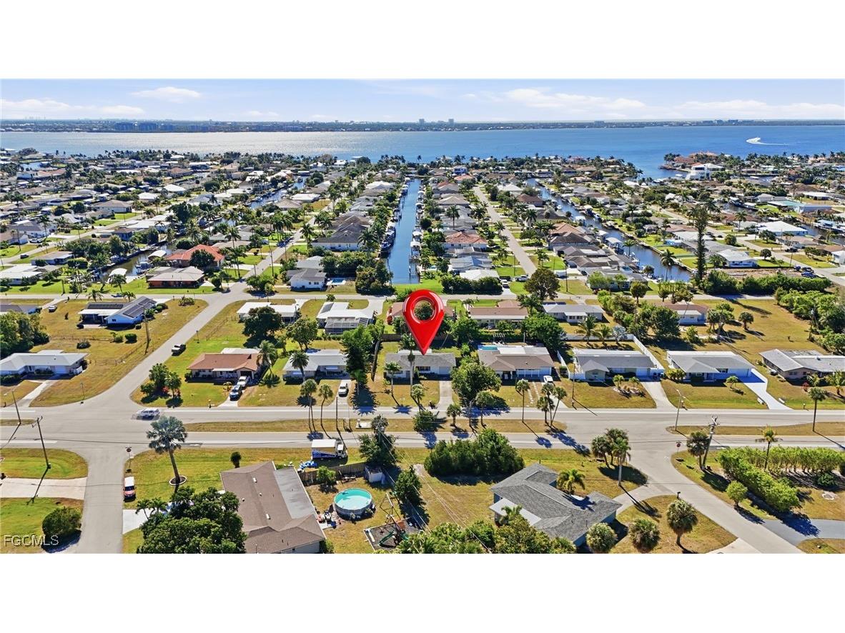 446 El Dorado Parkway E Cape Coral FL 33904 2026002983 image1