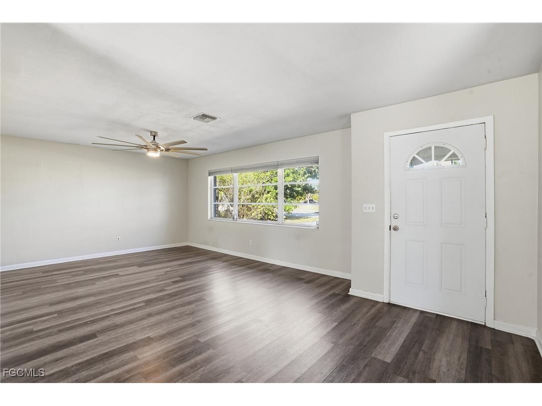 446 El Dorado Parkway E Cape Coral FL 33904 2026002983 image10