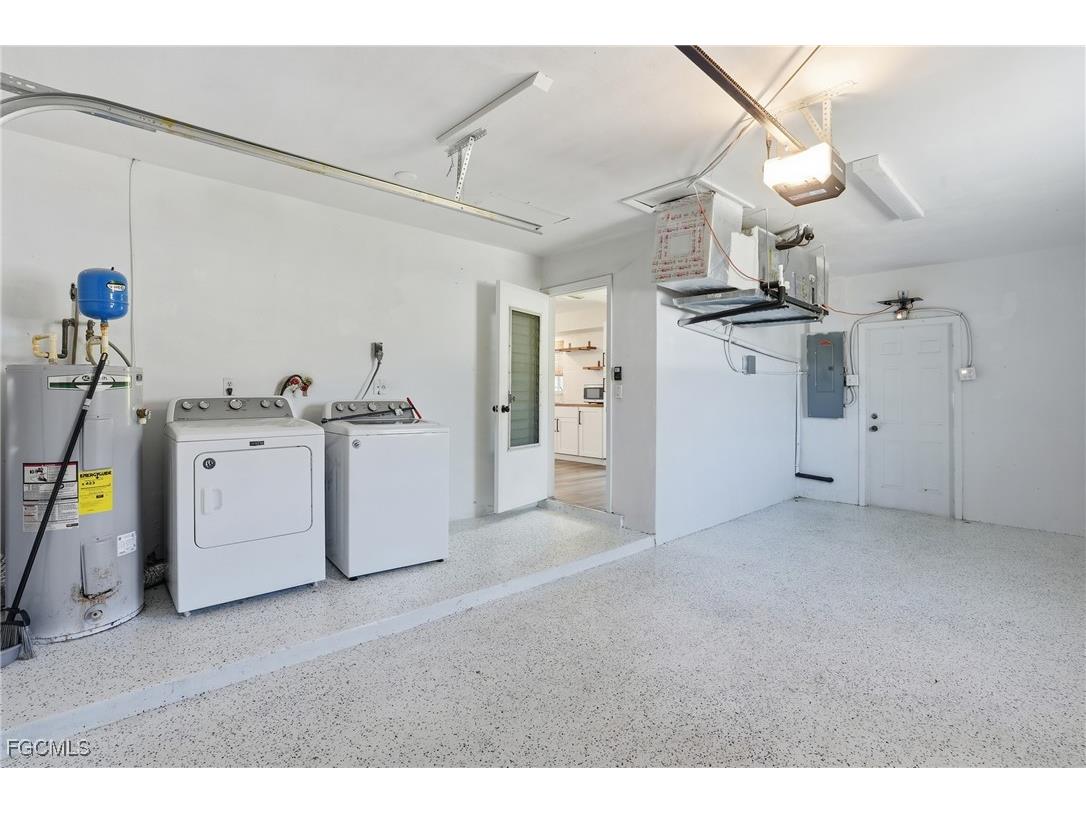 446 El Dorado Parkway E Cape Coral FL 33904 2026002983 image19