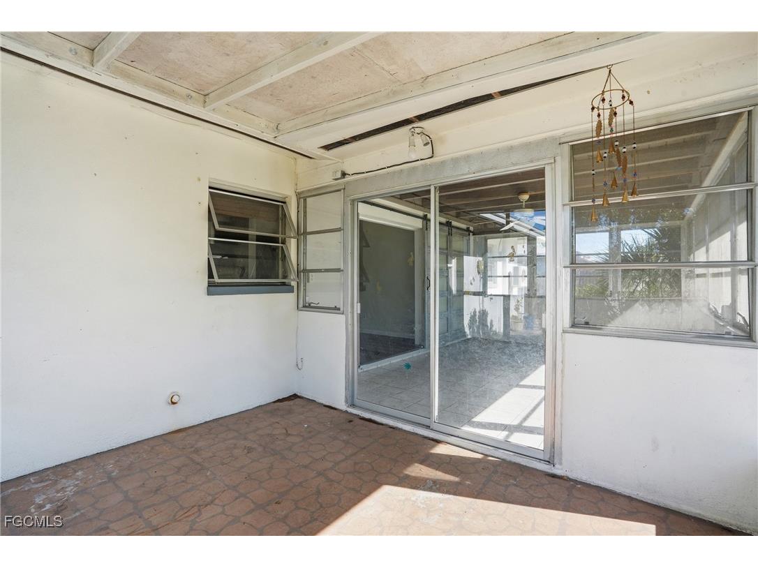 446 El Dorado Parkway E Cape Coral FL 33904 2026002983 image25