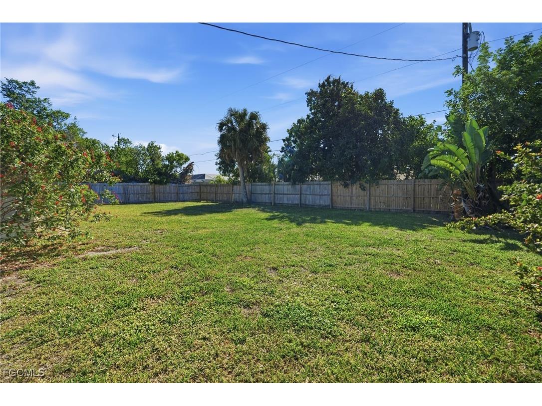 446 El Dorado Parkway E Cape Coral FL 33904 2026002983 image28