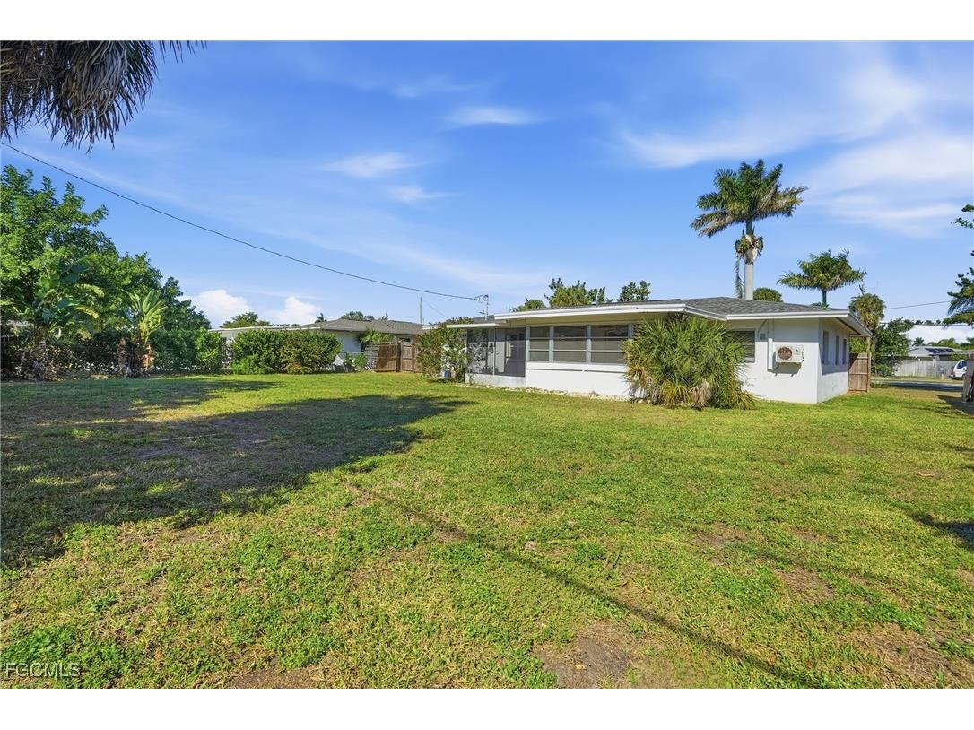 446 El Dorado Parkway E Cape Coral FL 33904 2026002983 image30