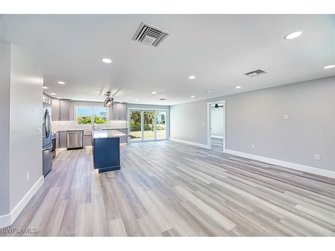 446 Lake Murex Circle Sanibel FL 33957 225038486 image11