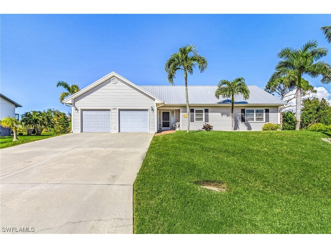 4460 Lake Heather Circle Saint James City FL 33956 223085035 image1