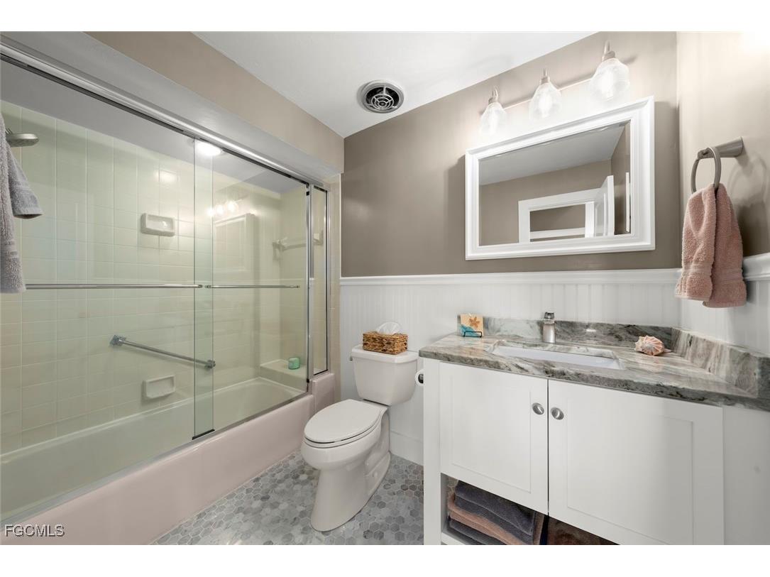 4460 Waters Edge Lane Sanibel FL 33957 2025024270 image28