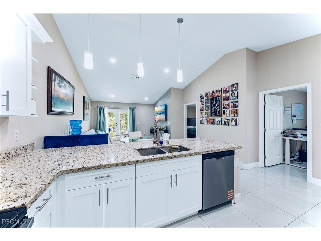 4465/4467 30th Street SW Lehigh Acres FL 33973 2025021411 image10