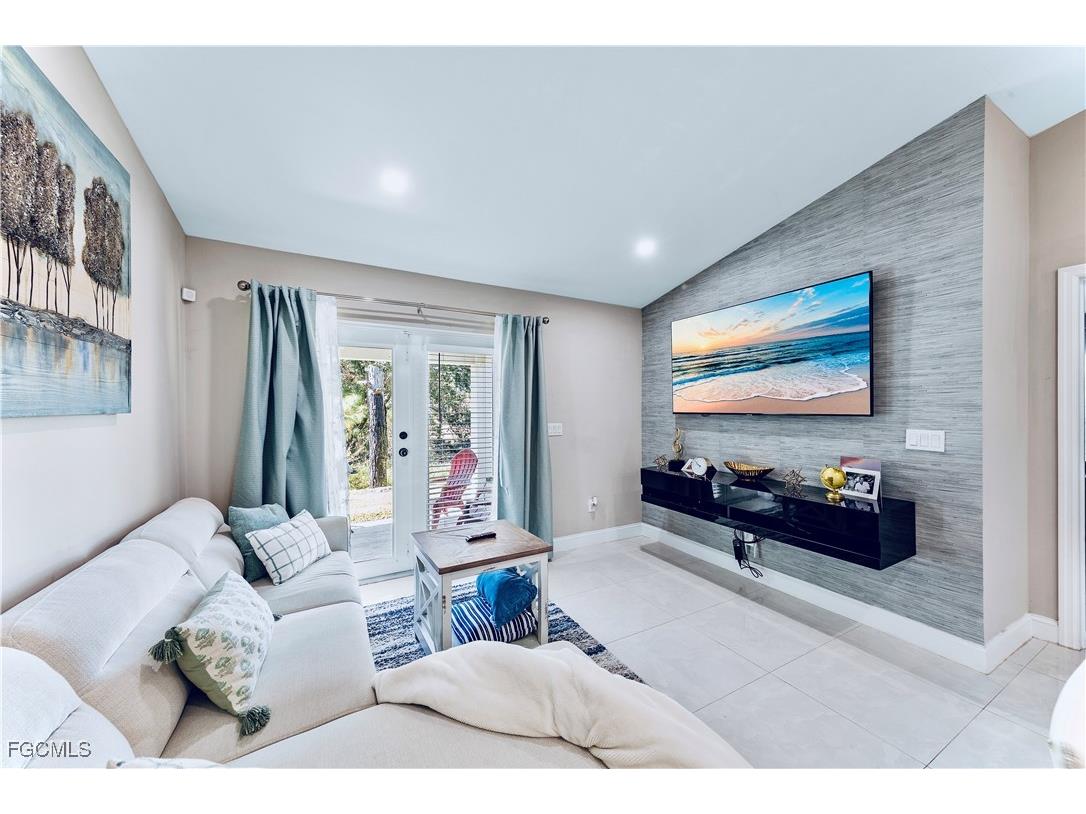 4465/4467 30th Street SW Lehigh Acres FL 33973 2025021411 image9