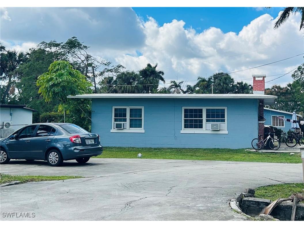 4465 Birmingham Street Fort Myers FL 33905 225022491 image1