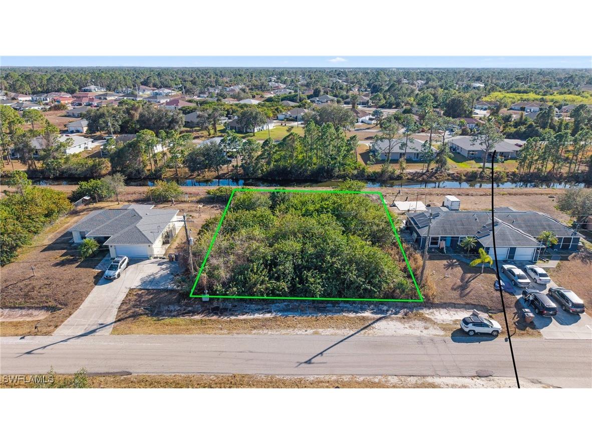 4466 Golfview Boulevard Lehigh Acres FL 33973 226005586 image1