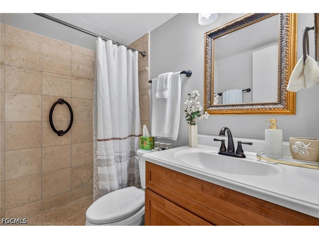 4466 W Mainmast Court Fort Myers FL 33919 2026024753 image25