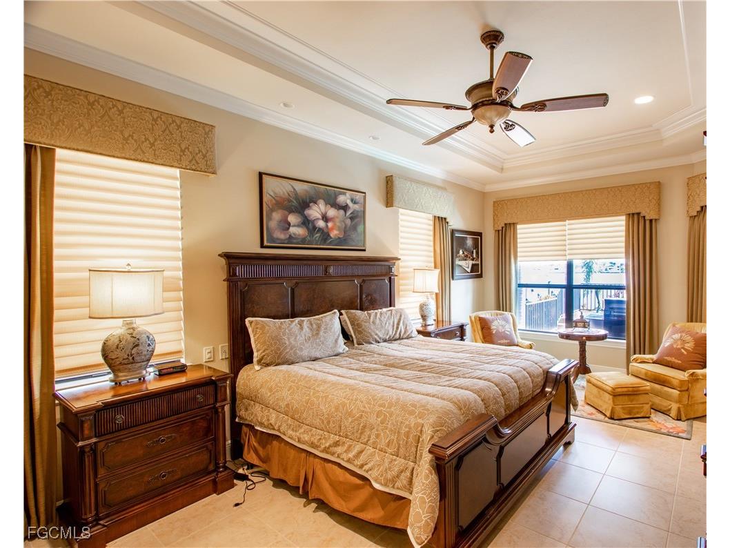 447 Avalon Drive Cape Coral FL 33904 2025024489 image17