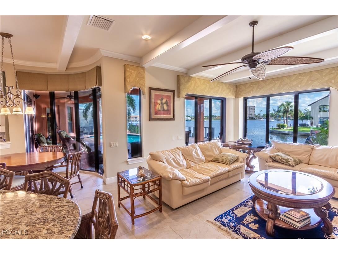 447 Avalon Drive Cape Coral FL 33904 2025024489 image24