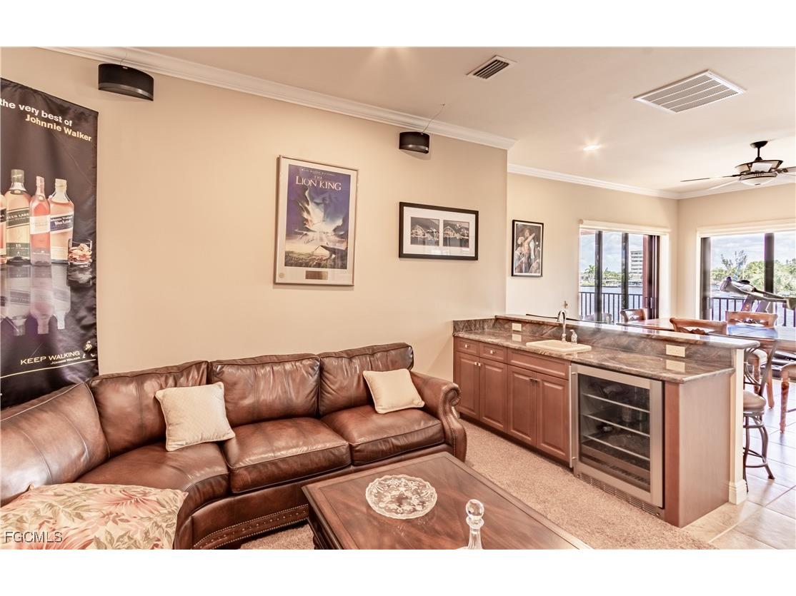 447 Avalon Drive Cape Coral FL 33904 2025024489 image32