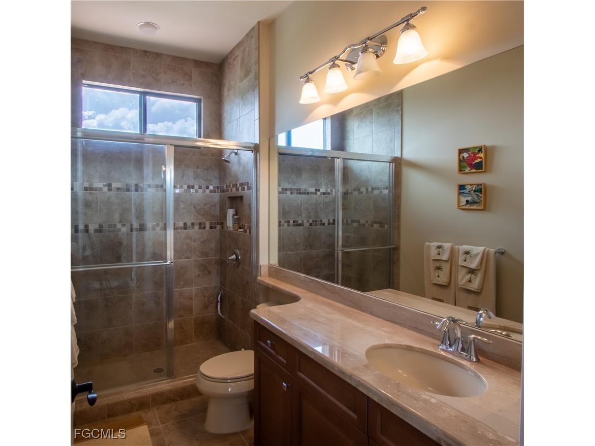 447 Avalon Drive Cape Coral FL 33904 2025024489 image39