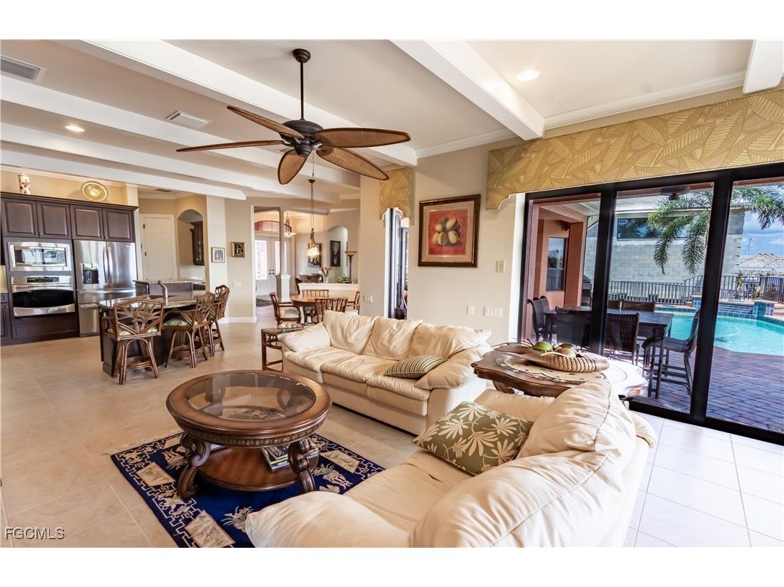 447 Avalon Drive Cape Coral FL 33904 2025024489 image41
