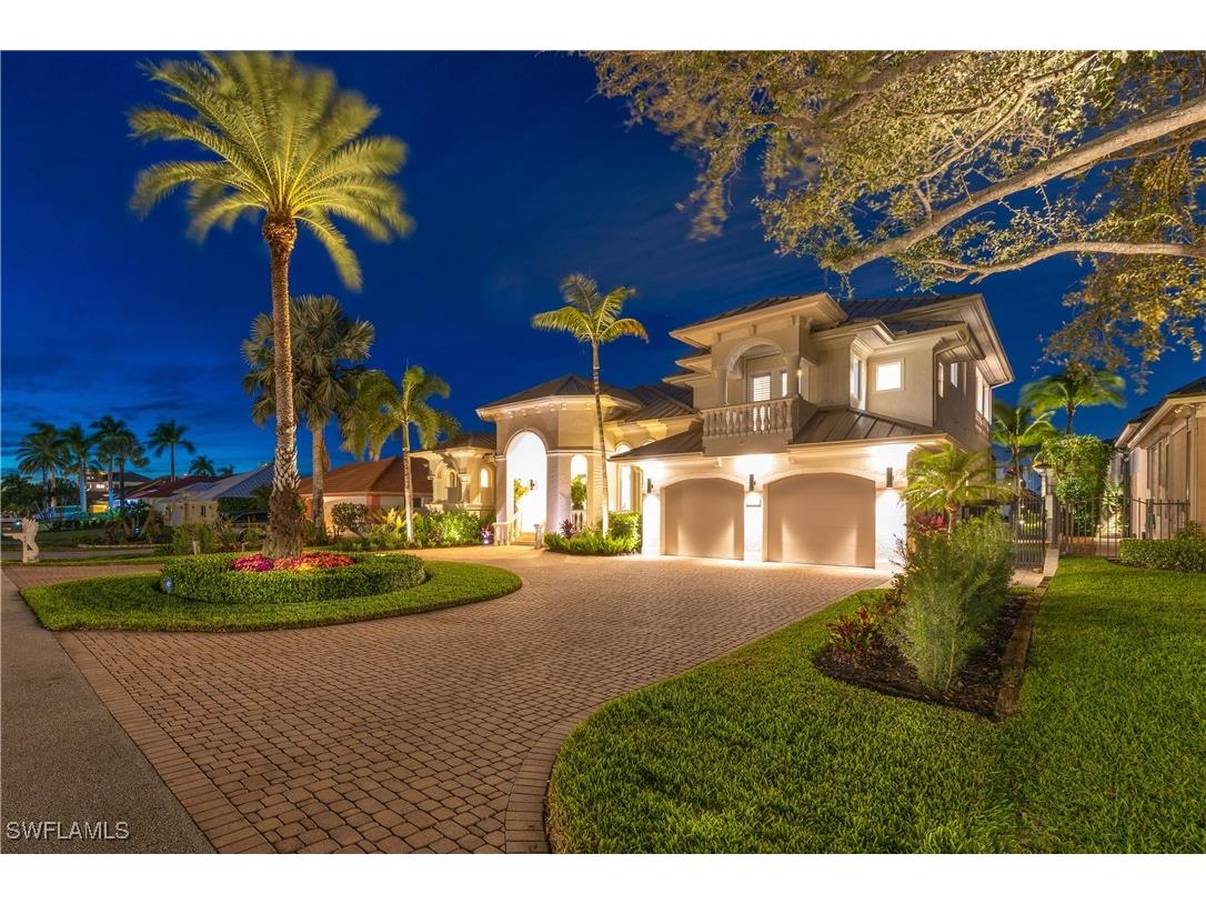 447 Egret Avenue Naples FL 34108 225076143 image1