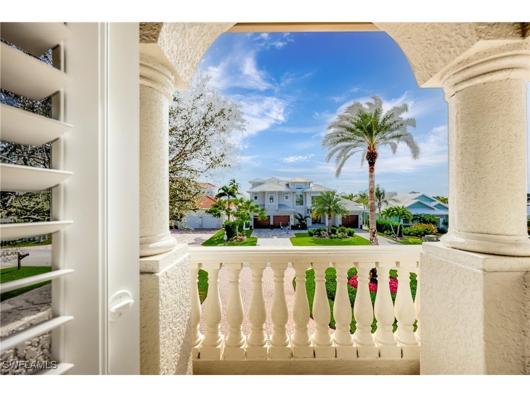 447 Egret Avenue Naples FL 34108 225076143 image26
