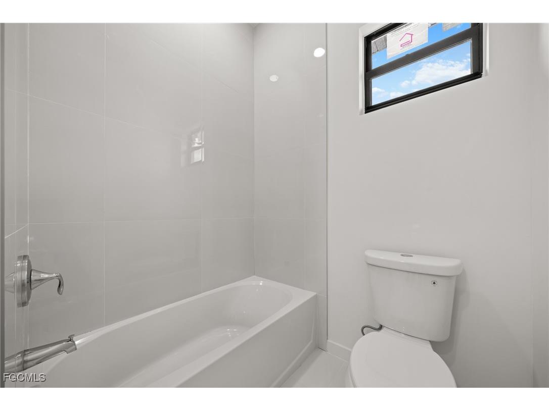 447 Redwing Street Lehigh Acres FL 33974 2025025070 image11