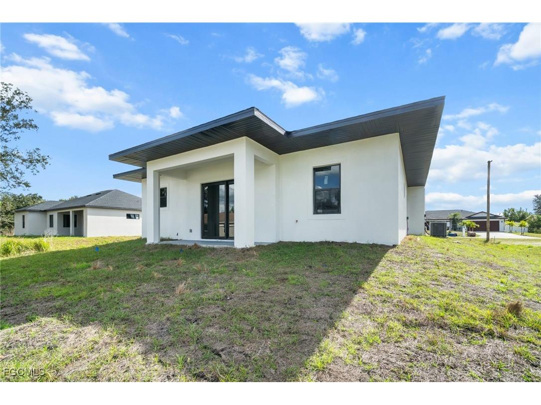 447 Redwing Street Lehigh Acres FL 33974 2025025070 image17