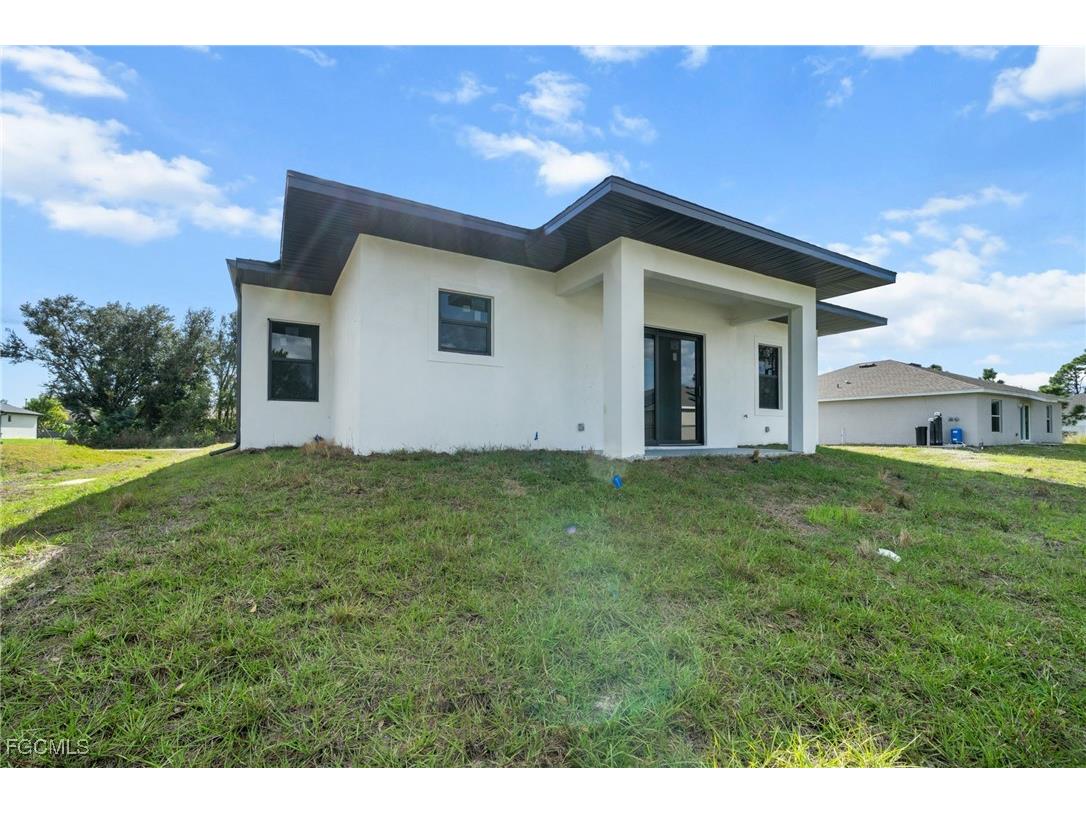 447 Redwing Street Lehigh Acres FL 33974 2025025070 image19