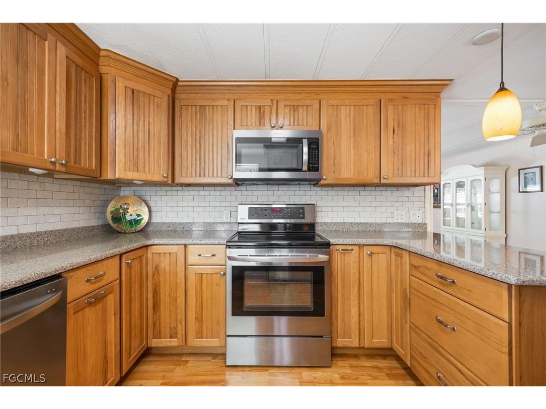 447 Snead Drive North Fort Myers FL 33903 2026009319 image16