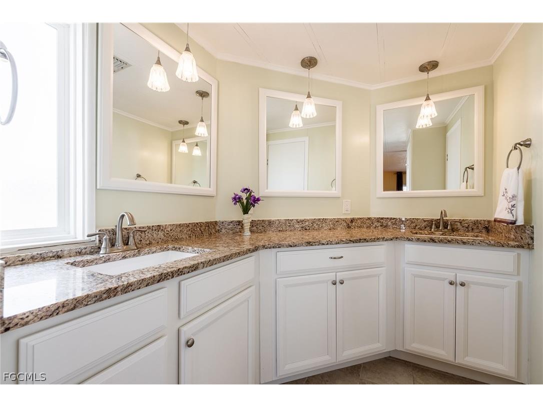 447 Snead Drive North Fort Myers FL 33903 2026009319 image21
