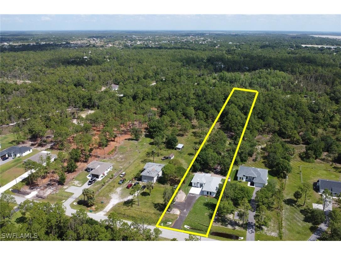 4471 47th Avenue NE Naples FL 34120 224025923 image1