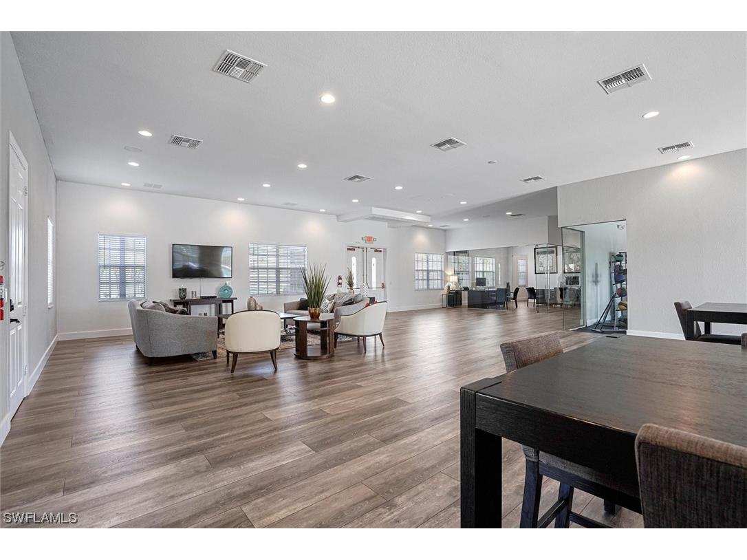 4471 Western Gails Court #201 Fort Myers FL 33916 223027894 image1