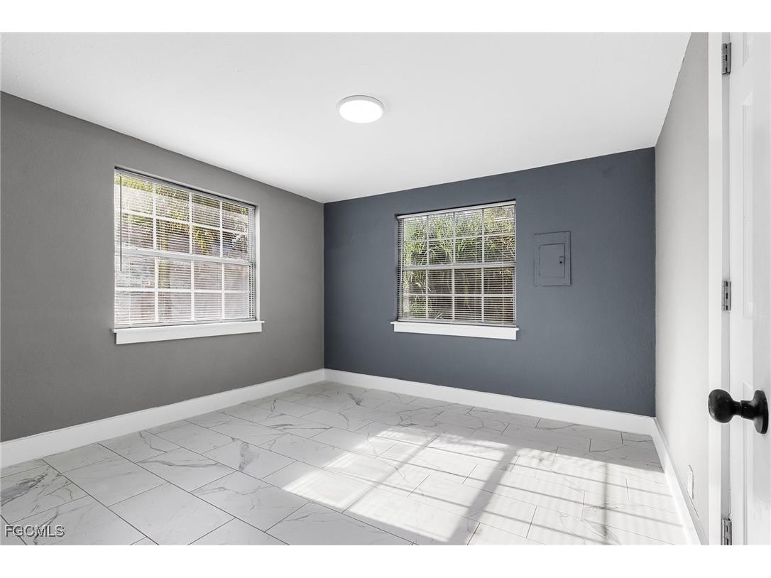 4472 E Riverside Drive Fort Myers FL 33905 2025008508 image17