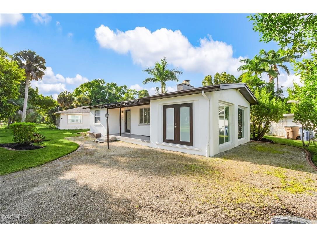 4472 E Riverside Drive Fort Myers FL 33905 2025008508 image2