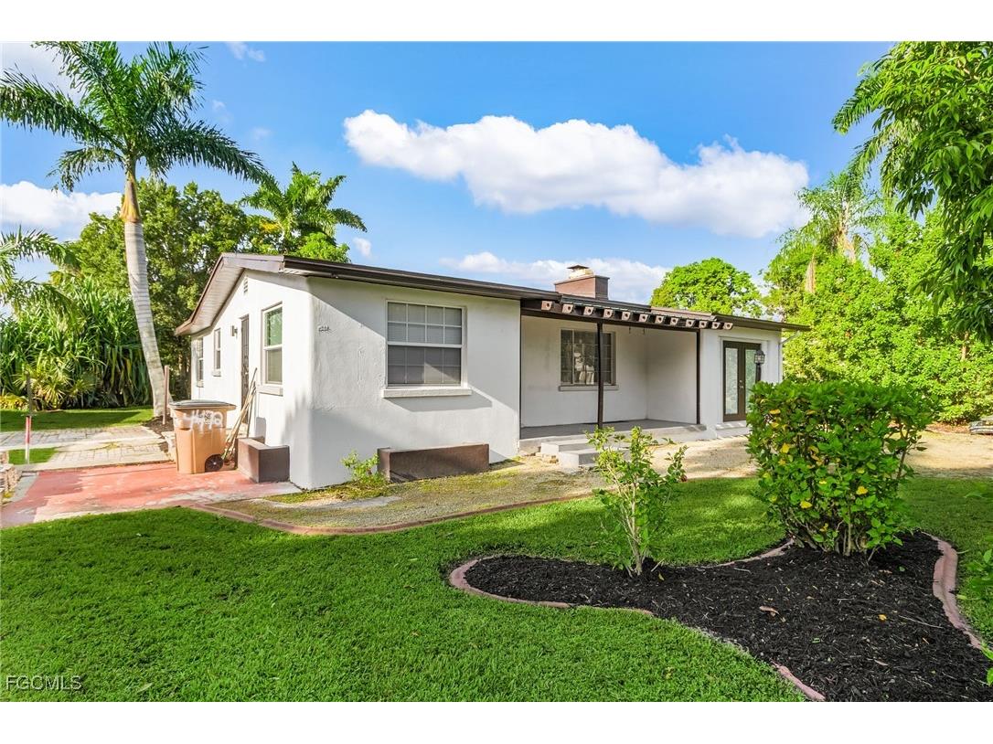 4472 E Riverside Drive Fort Myers FL 33905 2025008508 image3