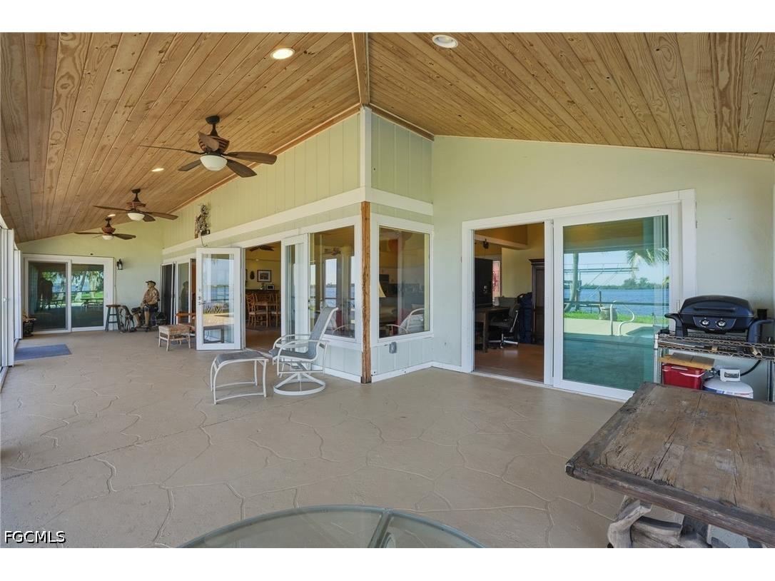 4473 E Riverside Drive Fort Myers FL 33905 2026014703 image22