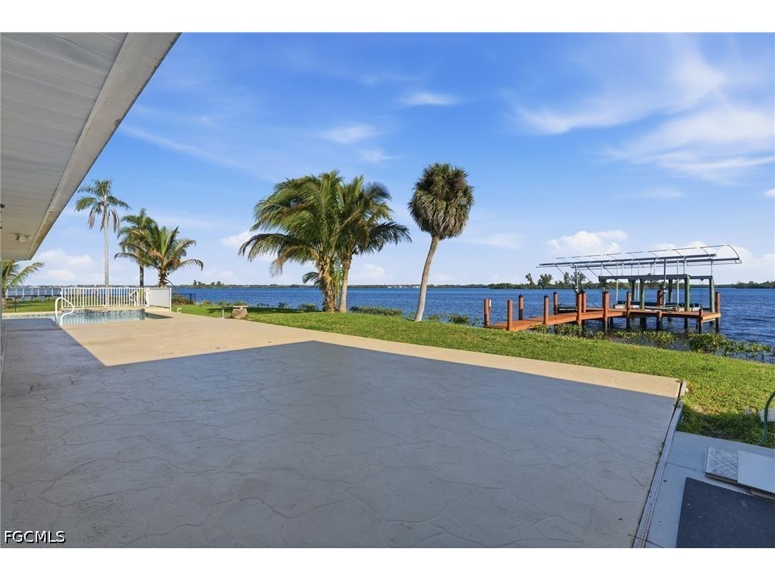 4473 E Riverside Drive Fort Myers FL 33905 2026014703 image23