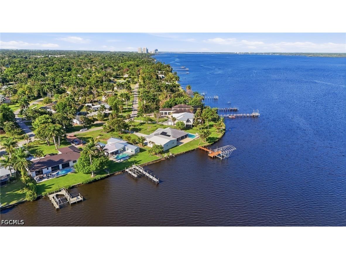 4473 E Riverside Drive Fort Myers FL 33905 2026014703 image30
