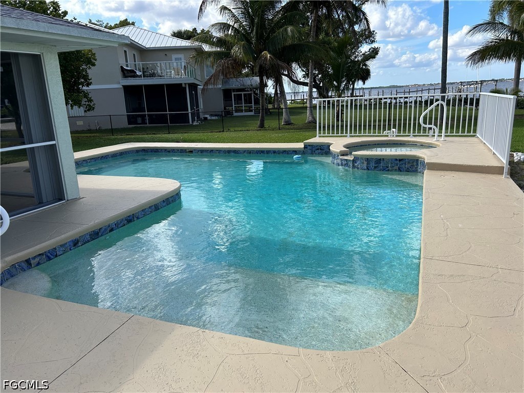 4473 E Riverside Drive Fort Myers FL 33905 2026014703 image5