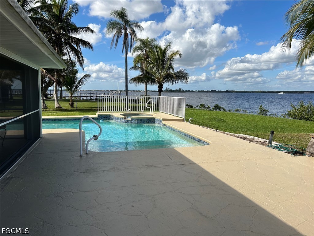 4473 E Riverside Drive Fort Myers FL 33905 2026014703 image6