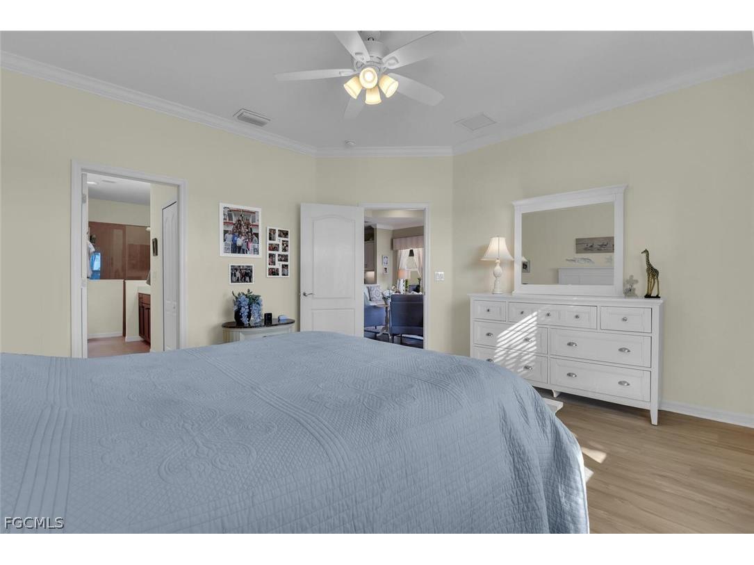 4474 Waterscape Lane Fort Myers FL 33966 2026008481 image19